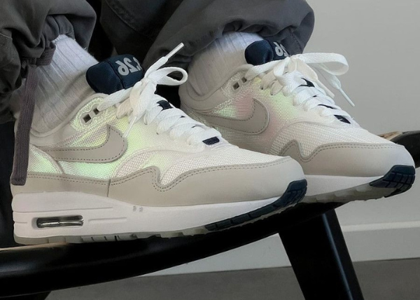 Nike Air Max 1 AMD La Ville Lumière Outfit 2