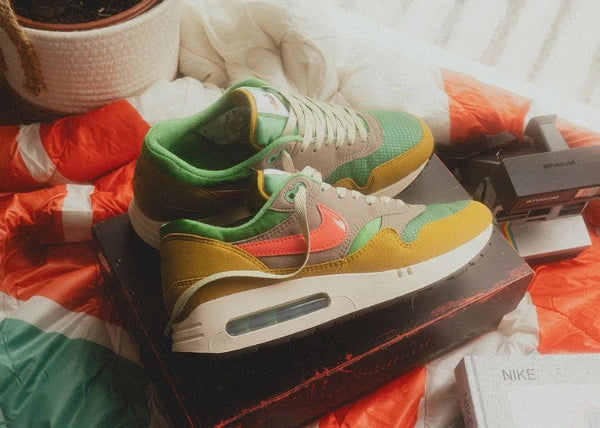 Nike Air Max 1 '86 PRM Powerwall BRS Outfit