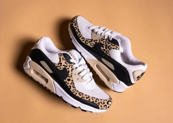 Nike Air Max 90 Leopard Sanddrift Black Outfit