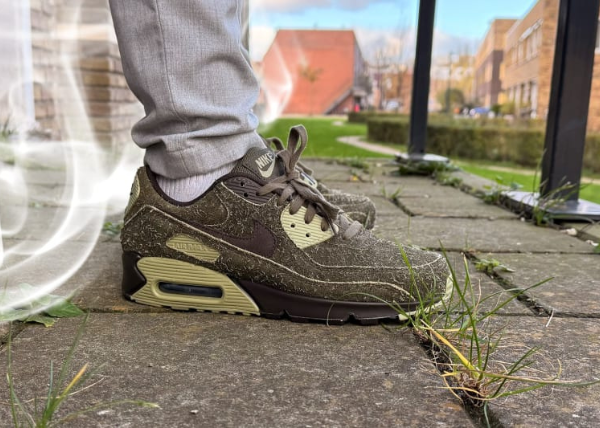 Nike Air Max 90 Premium Skunk Outfit