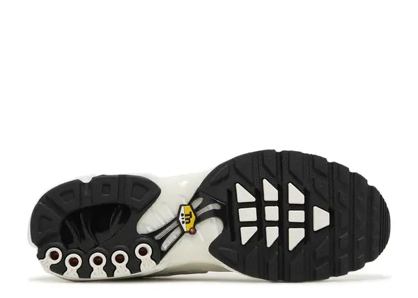 Nike Air Max Plus Sail Pure Platinum Silver Bottom