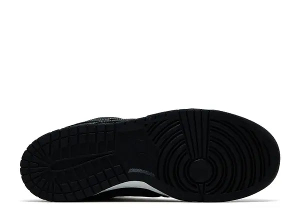 Nike Dunk Low Off Noir Summit White Bottom