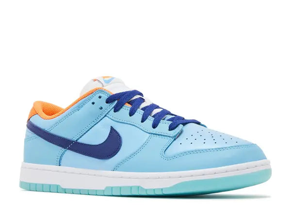 Nike Dunk Low SE Baltic Blue Total Orange Front
