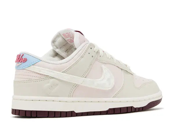 Nike Dunk Low Valentine's Day (2026) Back