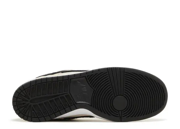 Nike SB Dunk Low Albino & Preto Bottom