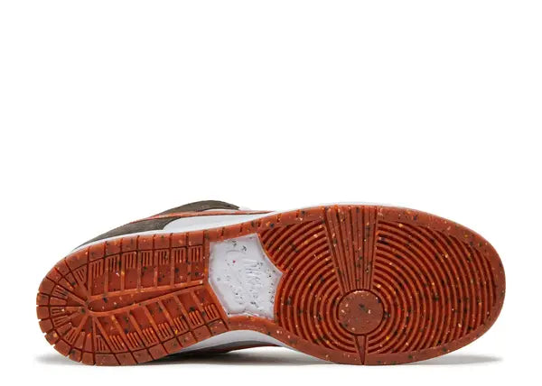 Nike SB Dunk Low Crushed D.C. Bottom