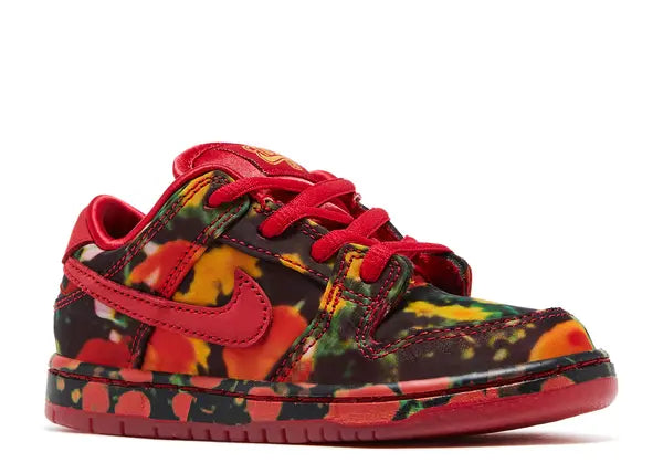 Nike SB Dunk Low The Wizard of Oz Poppy Field (TD) Front