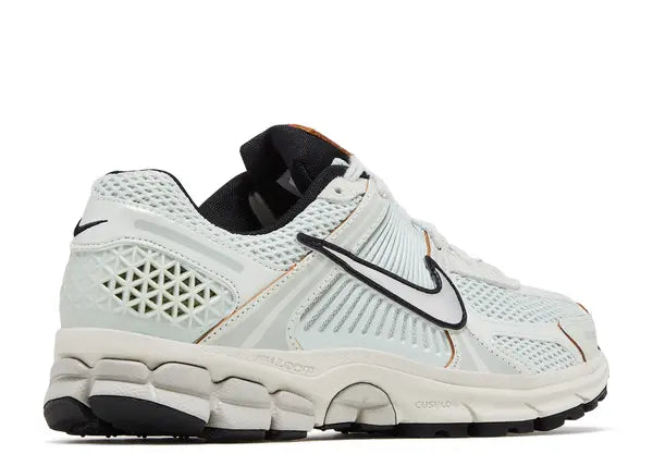 Nike Zoom Vomero 5 Light Silver Chrome Back