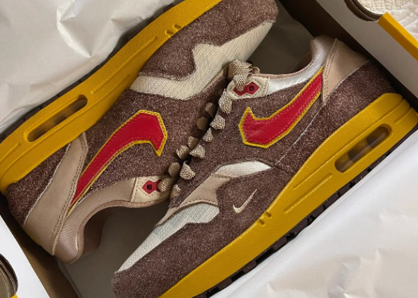 Nike Air Max 1 .Swoosh Low Poly Big Head Origins in box