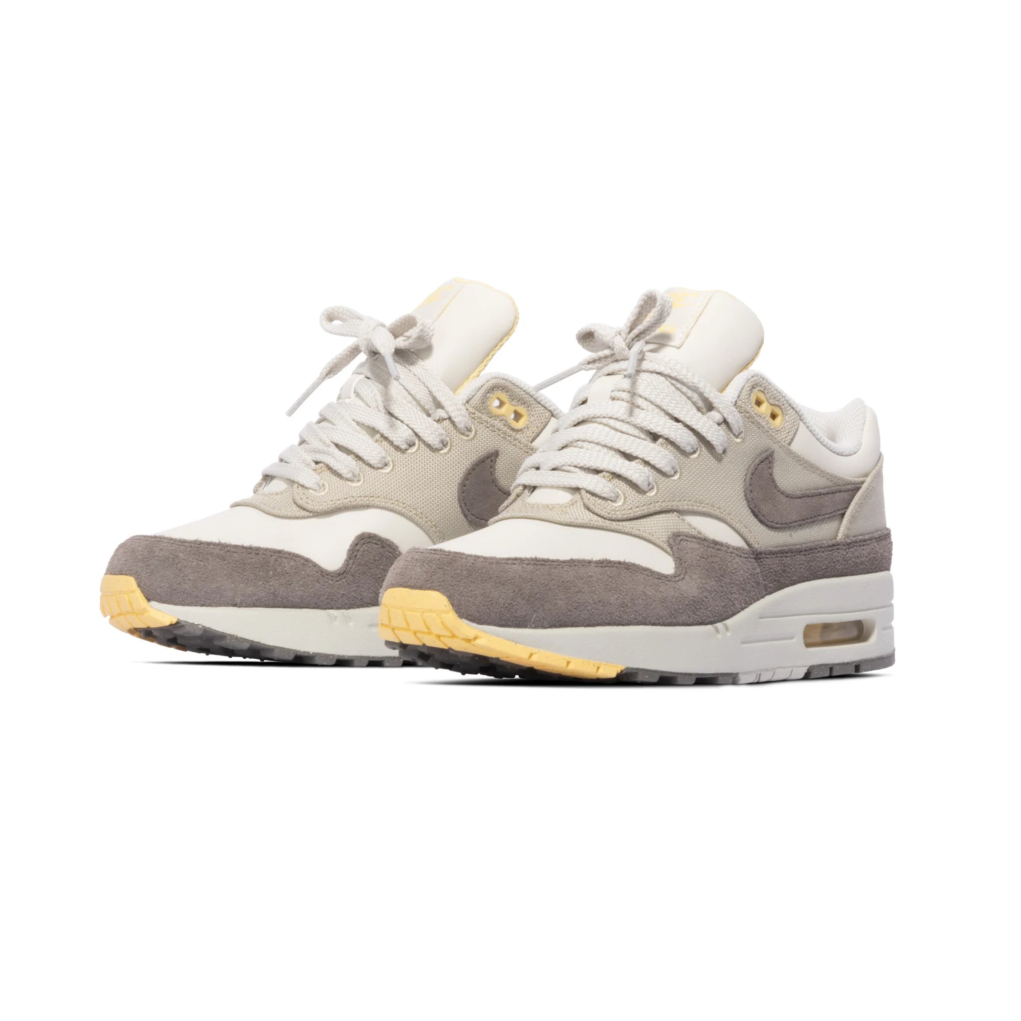Nike Air Max 1 Premium Cave Stone outfit